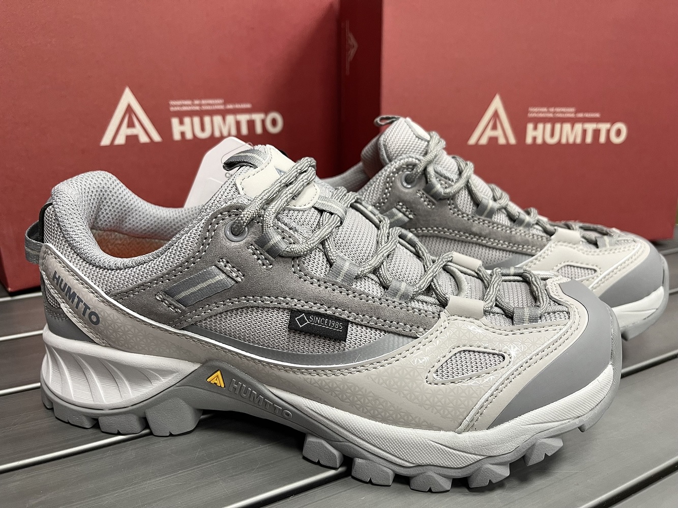 Giày leo núi chống thấm nữ thấp cổ Humtto 150475B-1 - Ảnh 3